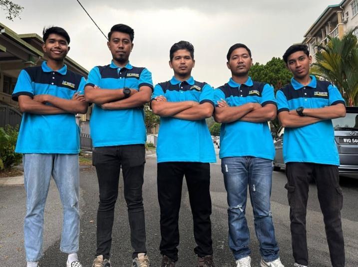 Pasukan teknikal NANS TOP dalam profil syarikat